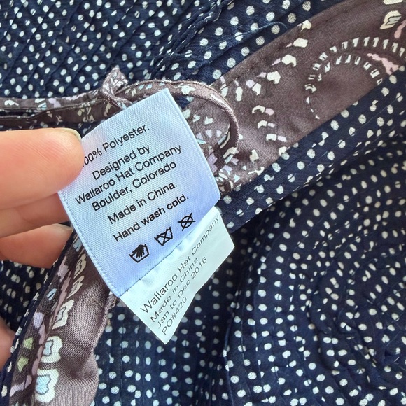 Wallaroo Scrunchie Sun Hat Navy Polka Dot Packable Lightweight Sun Protection OS - Picture 6 of 7